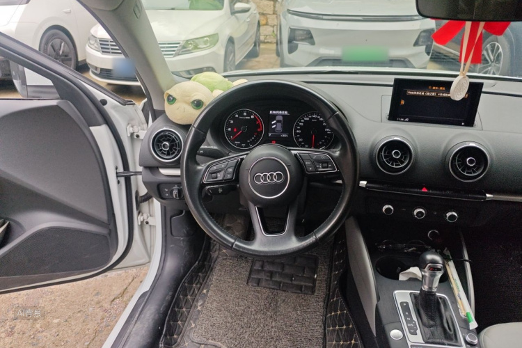 Audi A3 2018 #12 Audi A3 2018 car image #12