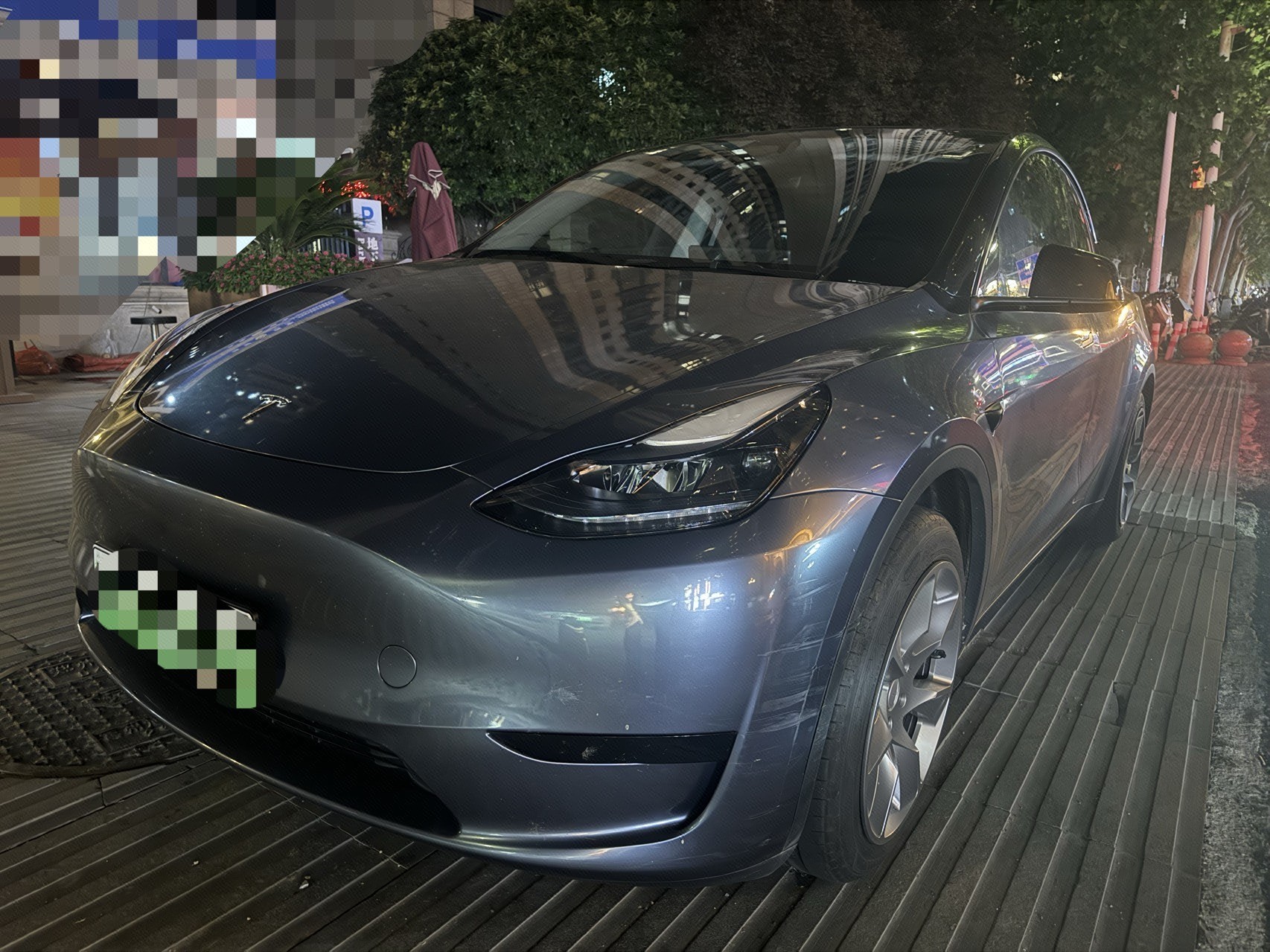 Tesla Model Y 2025 Tesla Model Y 2025 car image