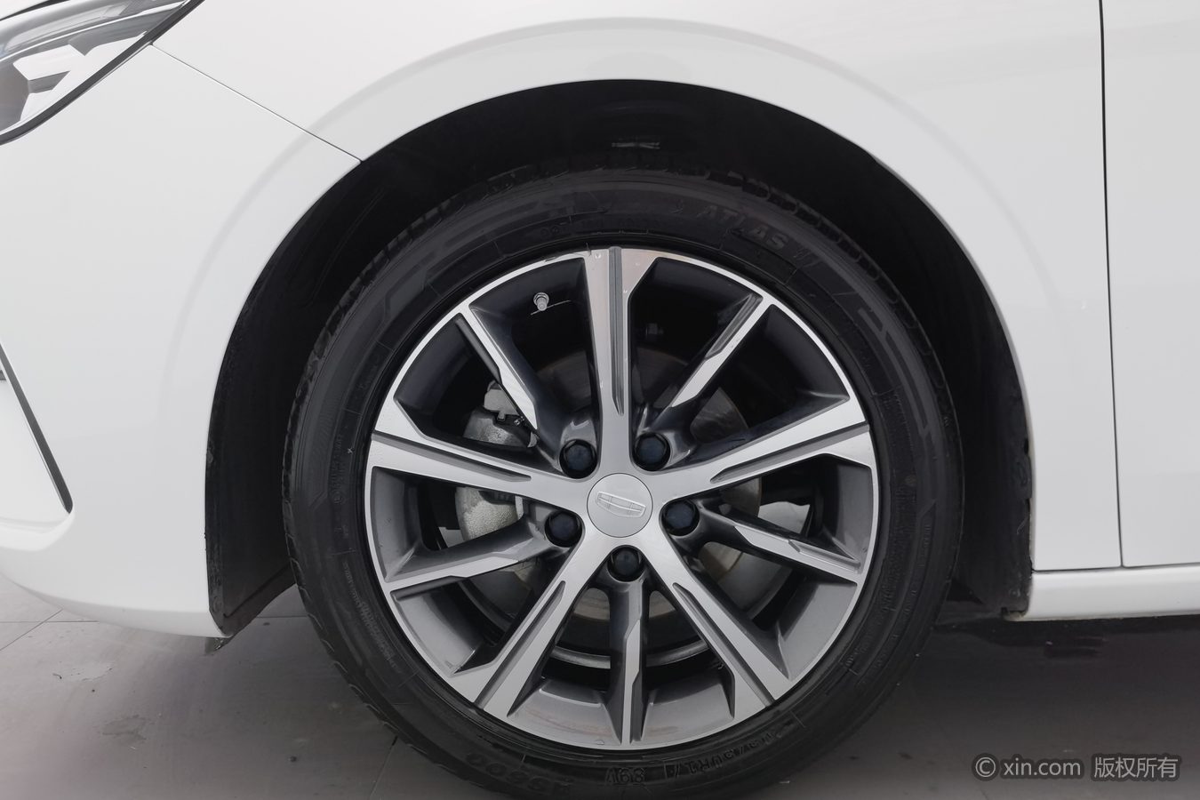 GEELY Emgrand 2024 car image #7