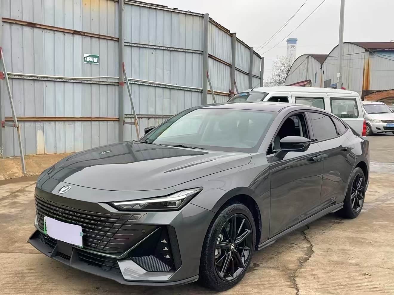 Changan UNI-V iDD 2023 car image 