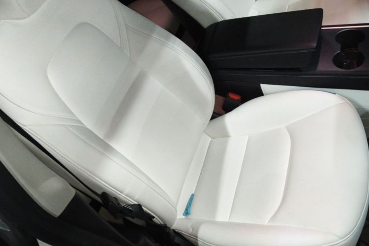 Tesla Model Y 2023 #24 Tesla Model Y 2023 car image #24
