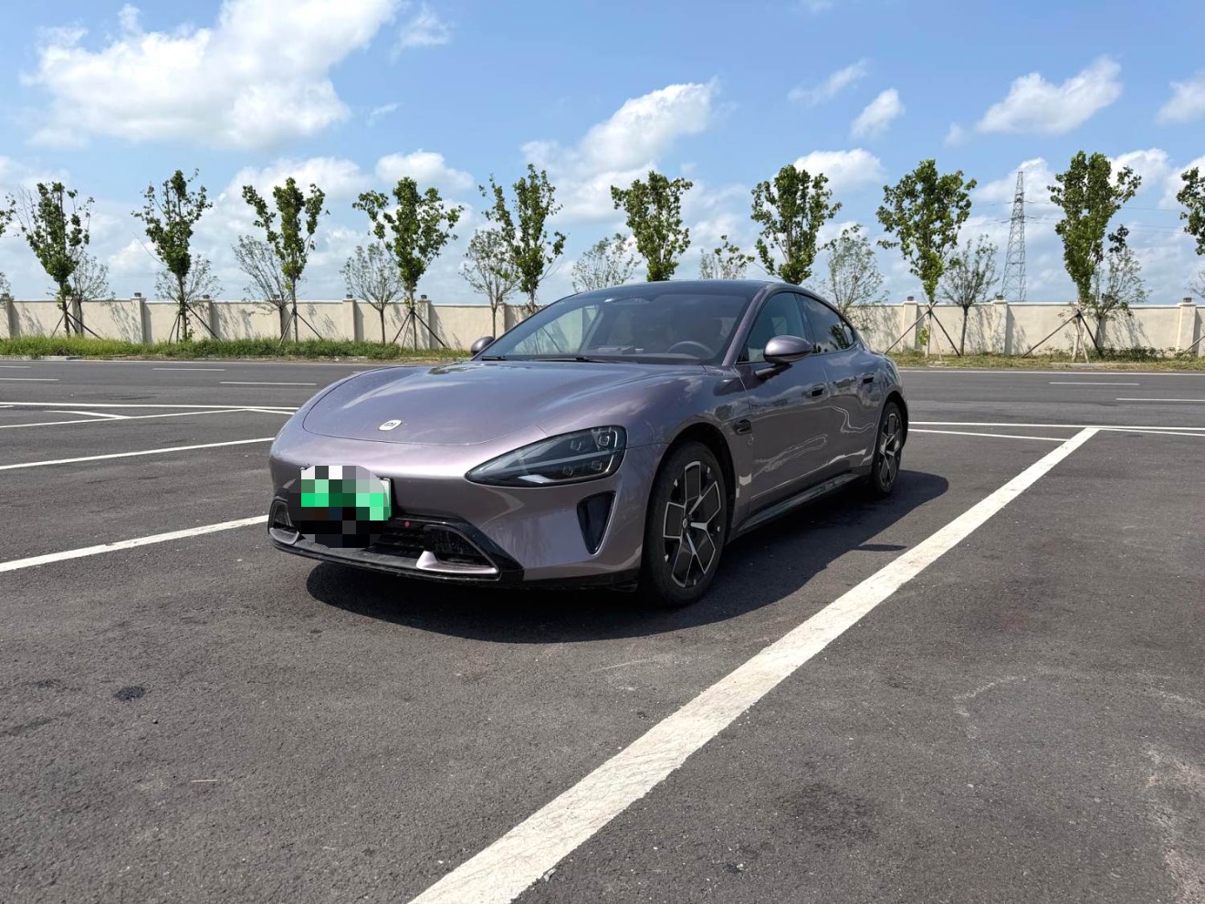 MI SU7 2025 car image 
