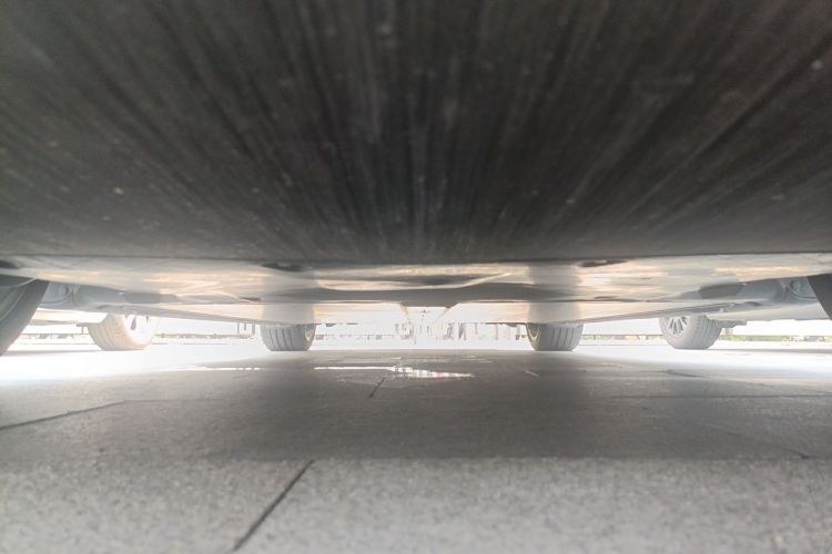 Tesla Model 3 2023 car image #24