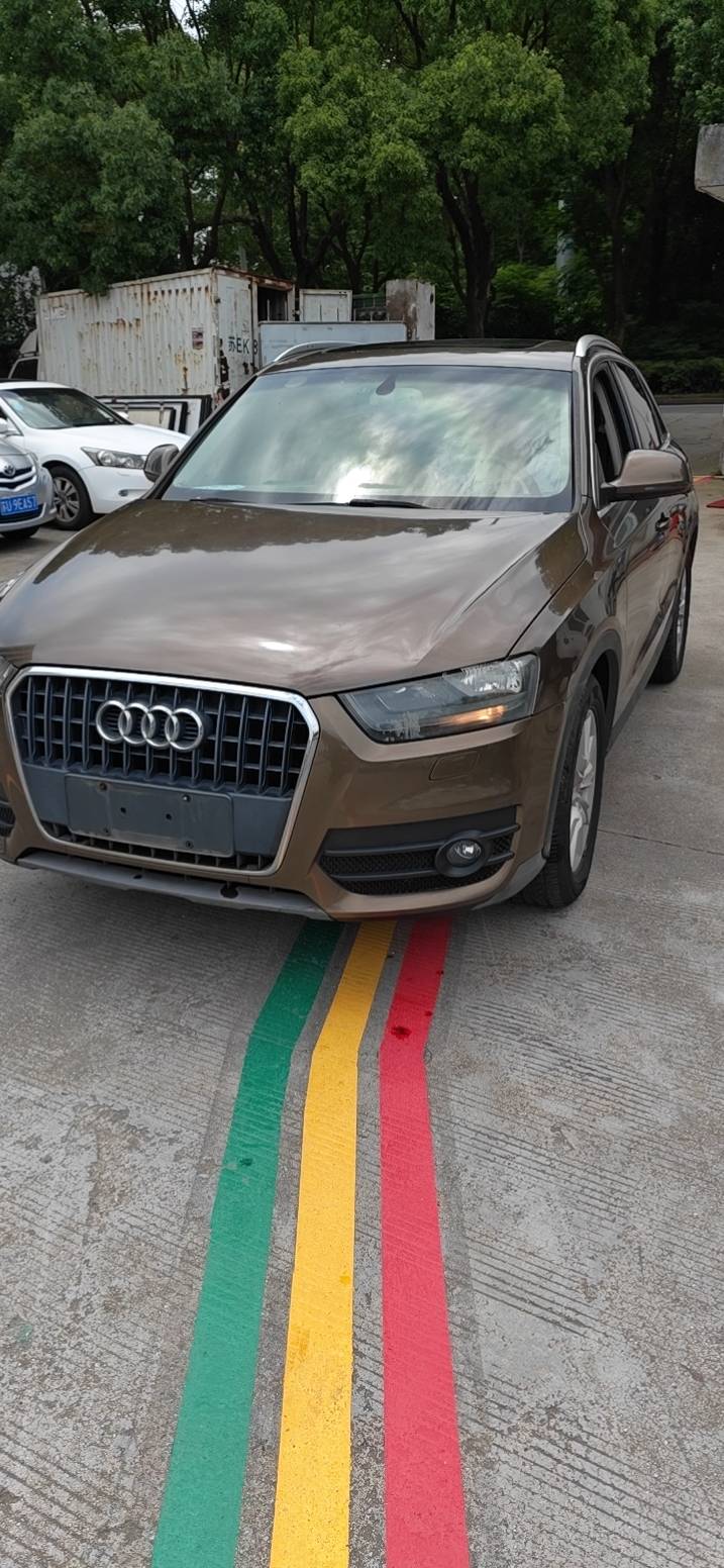 Audi Q3 2015 Audi Q3 2015 car image