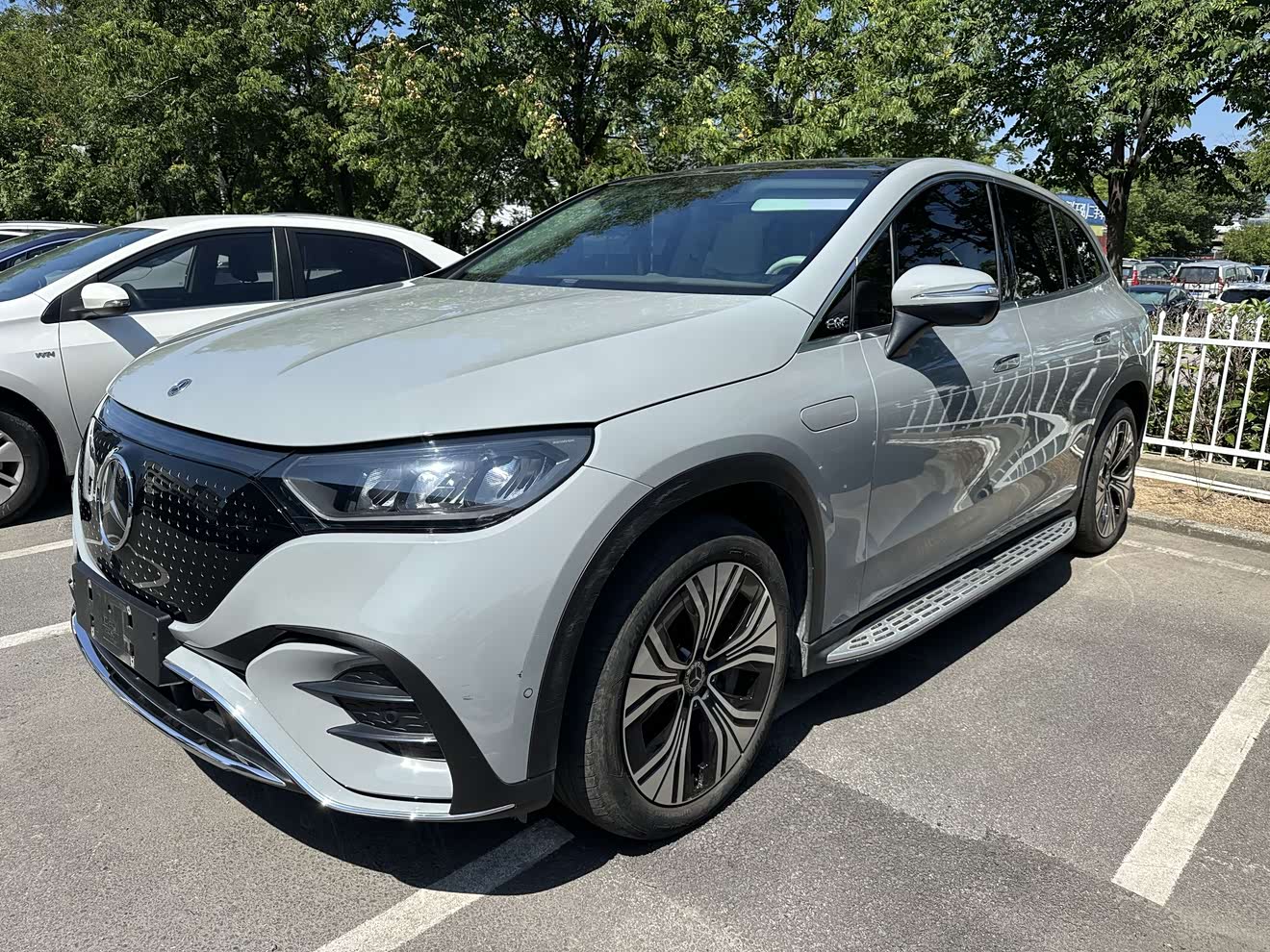 Mercedes-Benz EQE SUV 2023 Mercedes-Benz EQE SUV 2023 car image