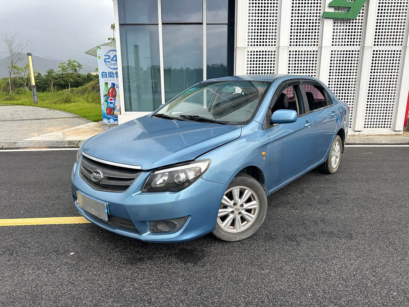 BYD L3 2015 car image 