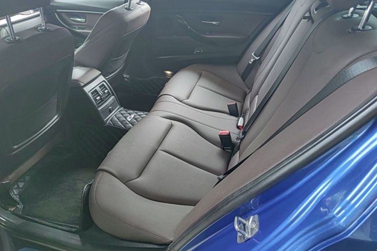 BMW 3 Series 2019 #20 BMW 3 Series 2019 car image #20
