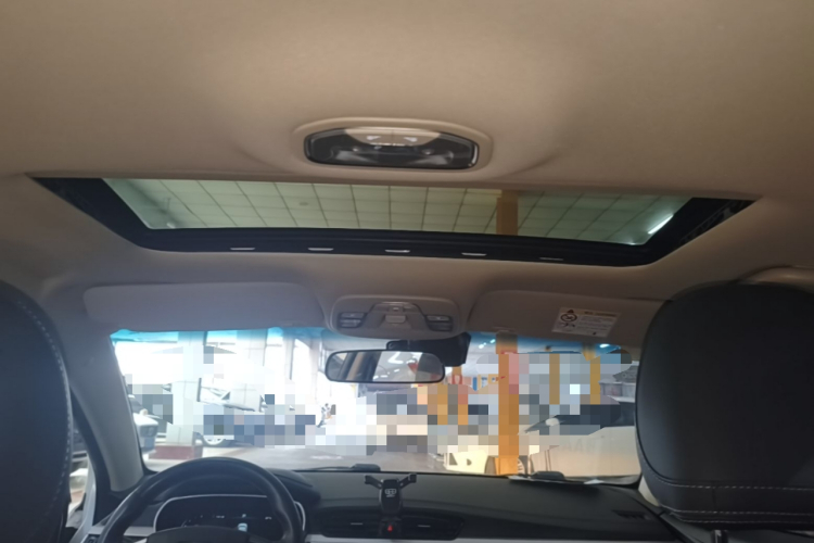 GEELY Emgrand 2019 #18 GEELY Emgrand 2019 car image #18