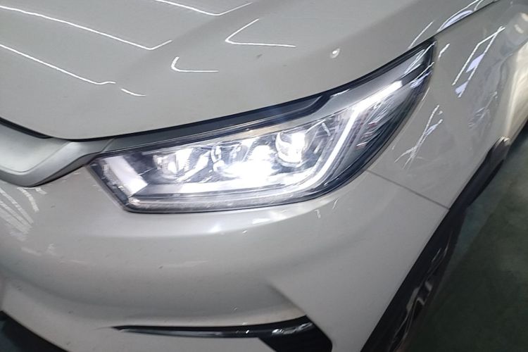 BYD Yuan Pro 2021 immagine di auto #23