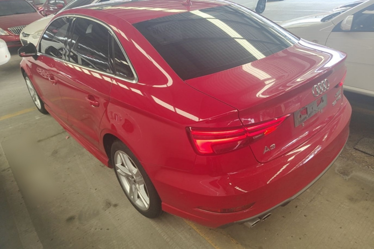 Audi A3 2018 car image #7