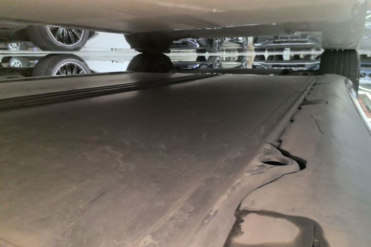 Tesla Model 3 2020 car image #30