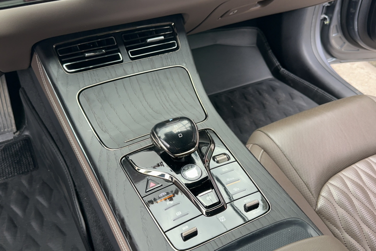 BYD Han 2021 image de voiture #19