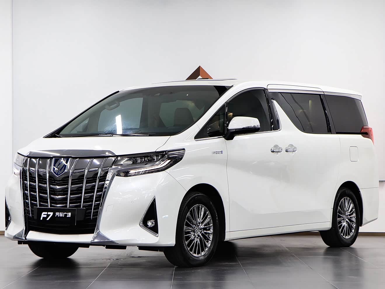 Toyota Alphard 2021 car image 
