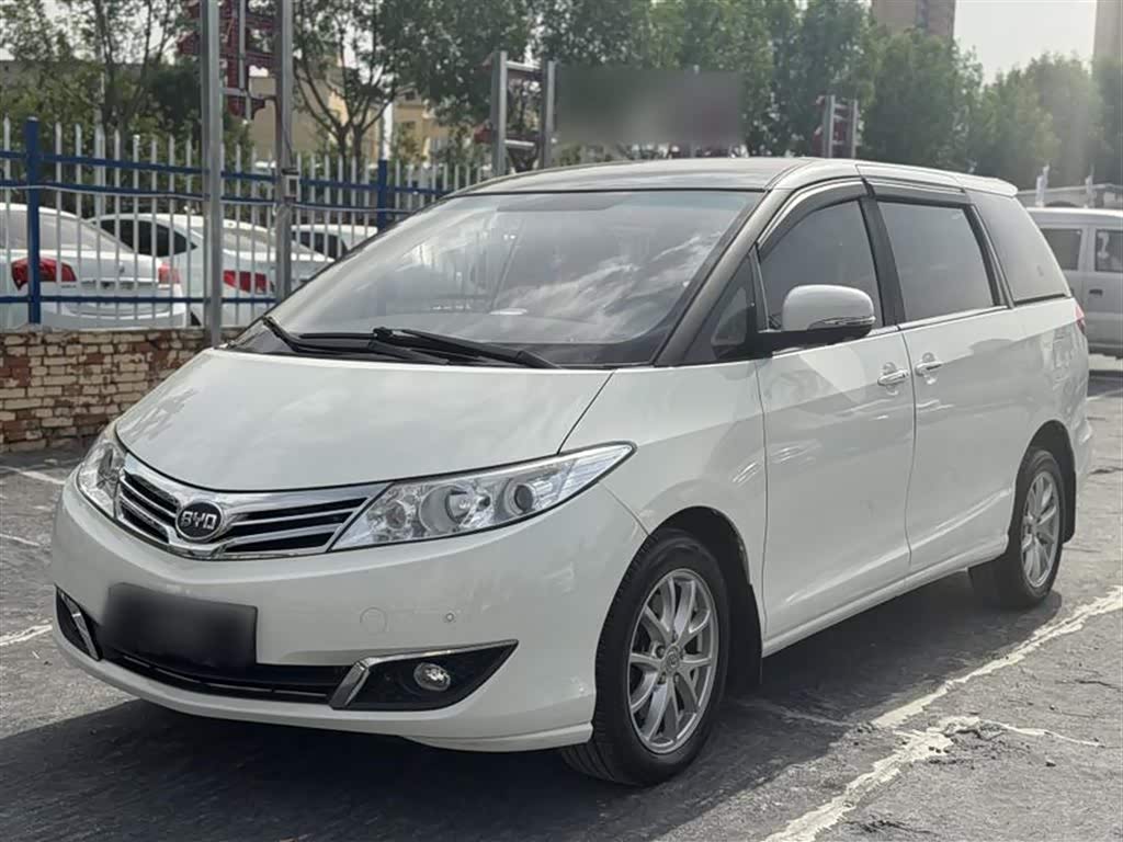 BYD M6 2016 car image 
