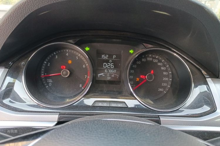 Volkswagen Bora 2016 immagine di auto #13