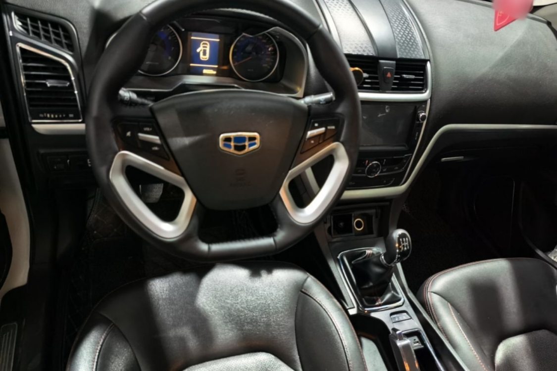 GEELY Emgrand 2015 صورة سيارة #22
