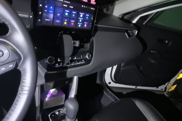 Toyota Corolla Cross 2023 car image #19
