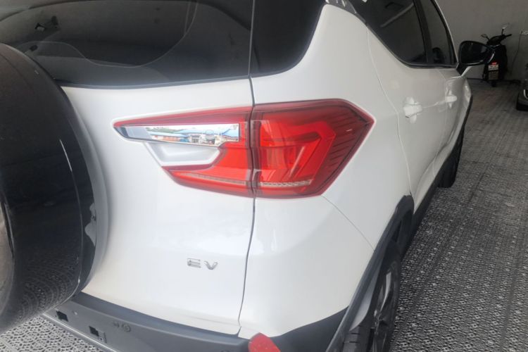 BYD Yuan New Energy 2020 #8 BYD Yuan New Energy 2020 car image #8