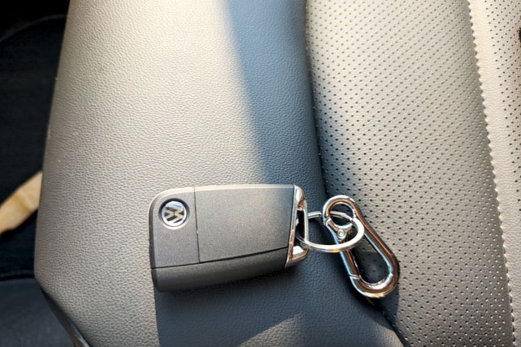 Volkswagen Tharu 2020 car image #14