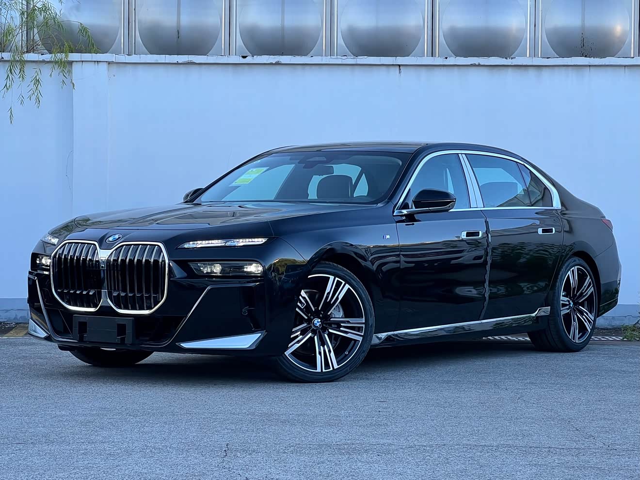 BMW 7 Series car image 