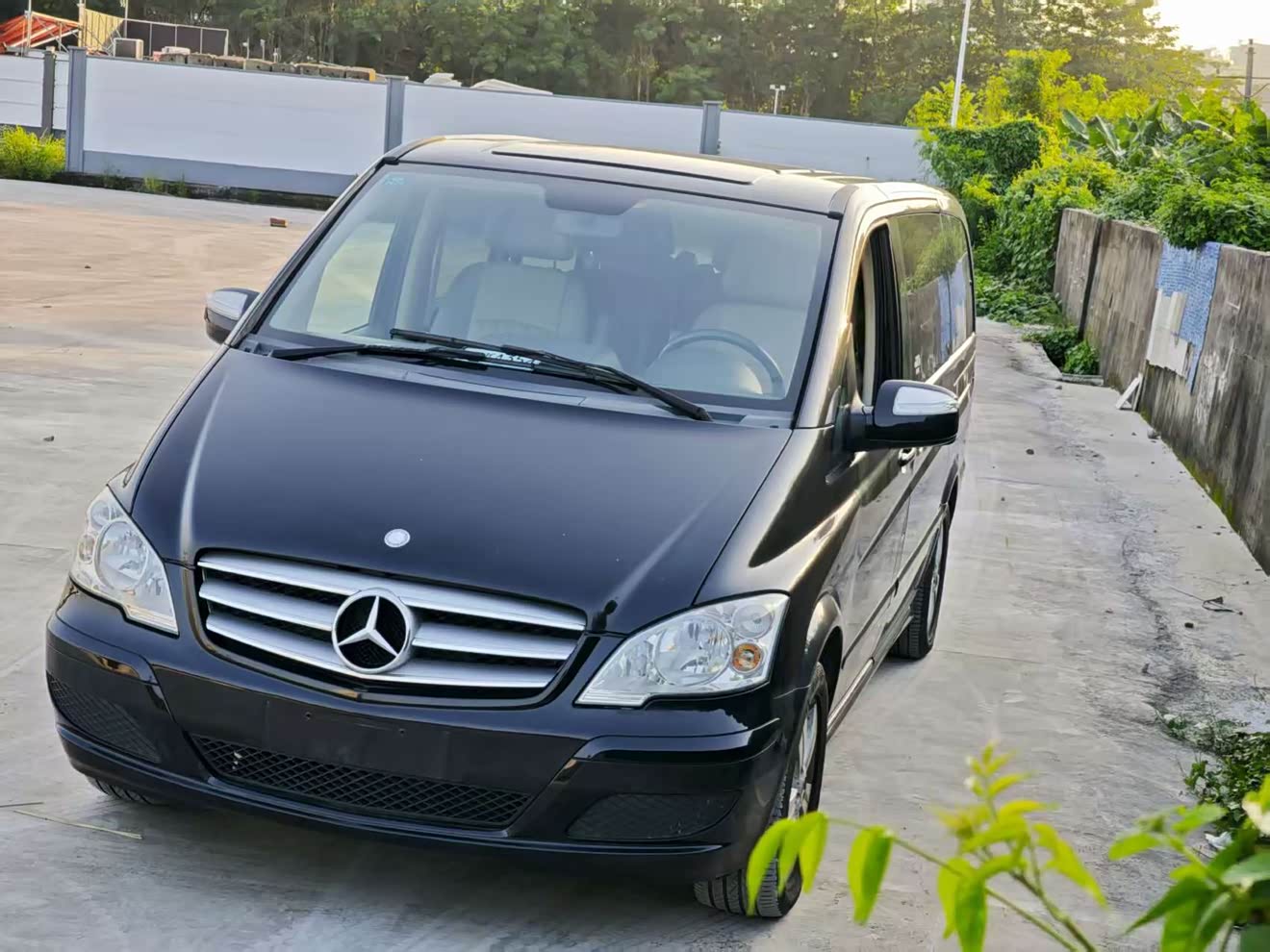 Mercedes-Benz Viano 2015 汽车图片 