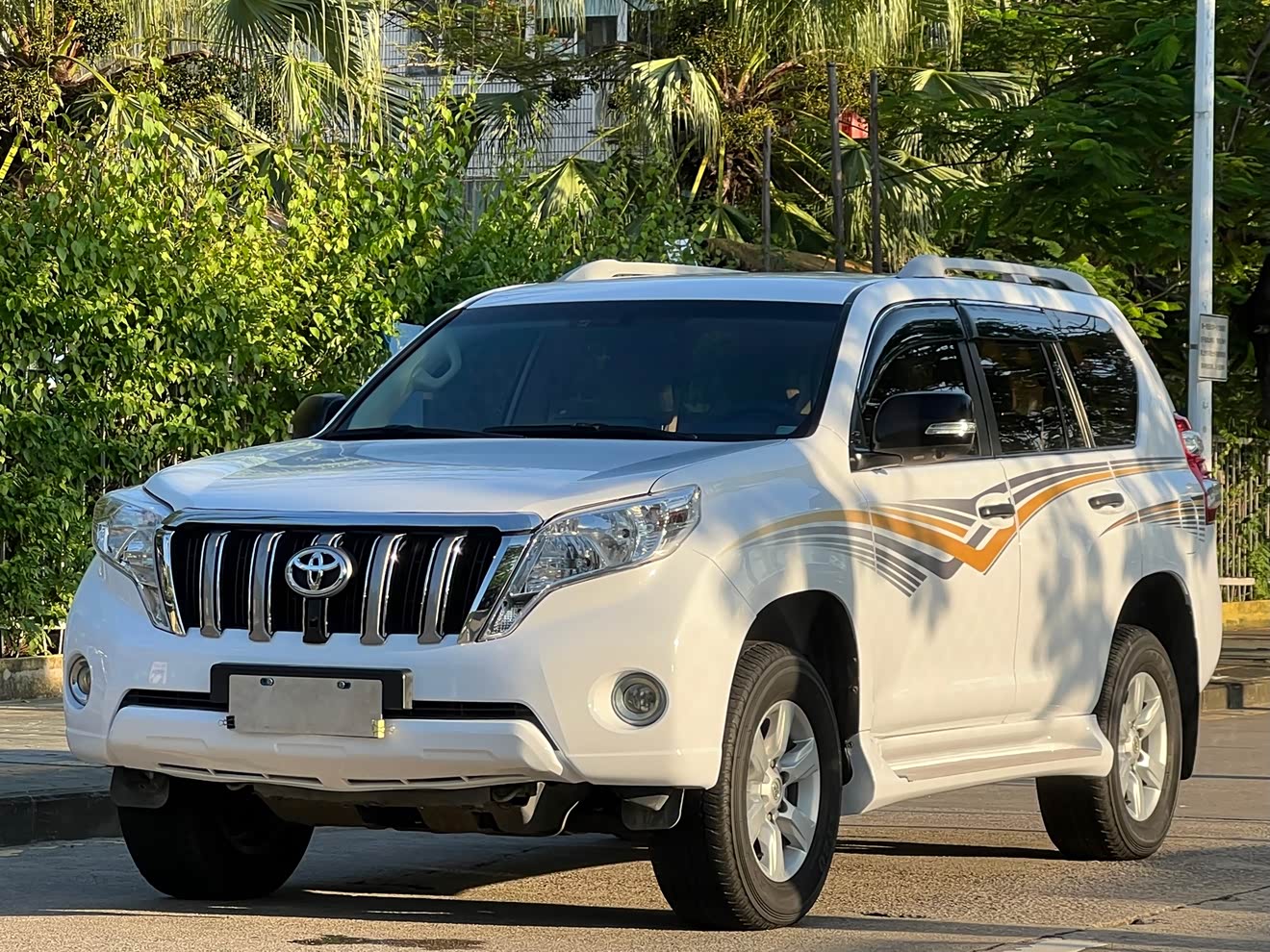 Toyota Prado (Imported) 2015 Toyota Prado (Imported) 2015 car image