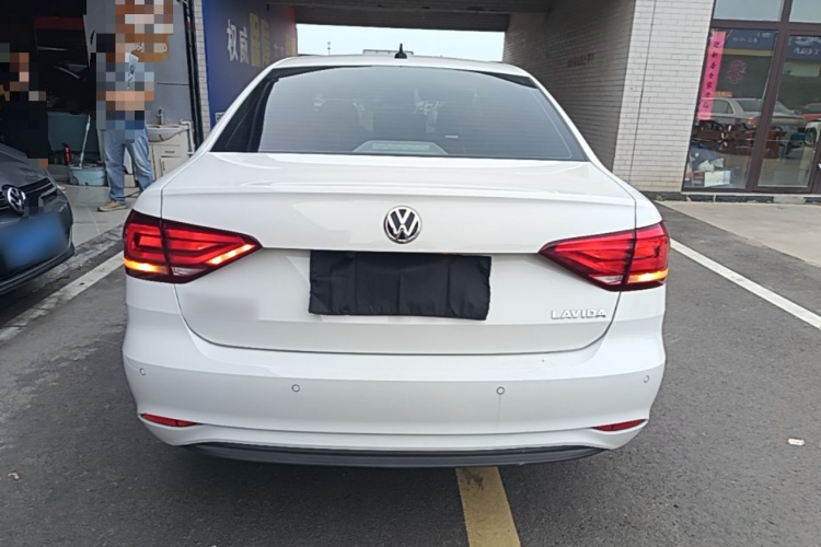 Volkswagen Lavida 2021 car image #6