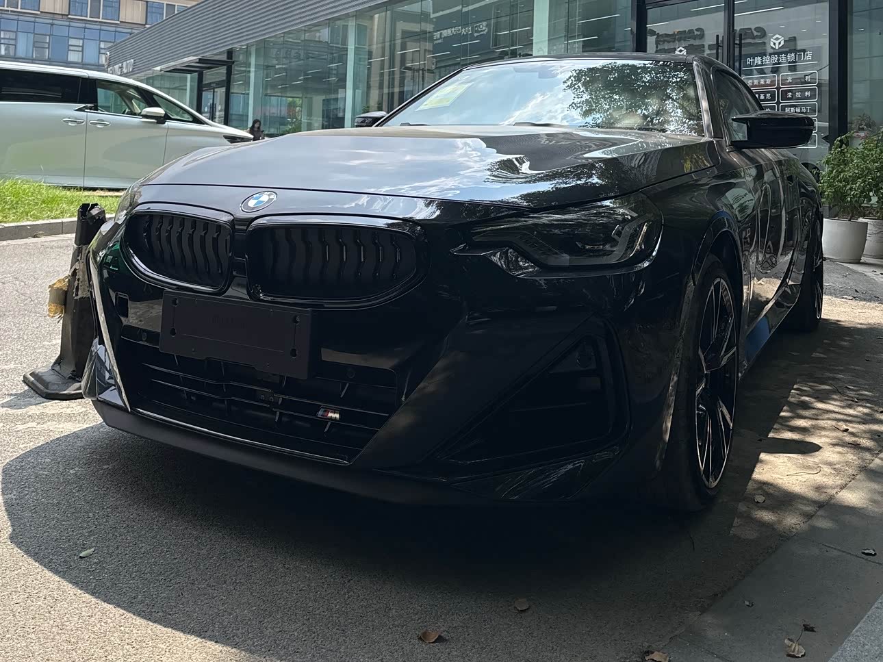 BMW M240i immagine di auto 