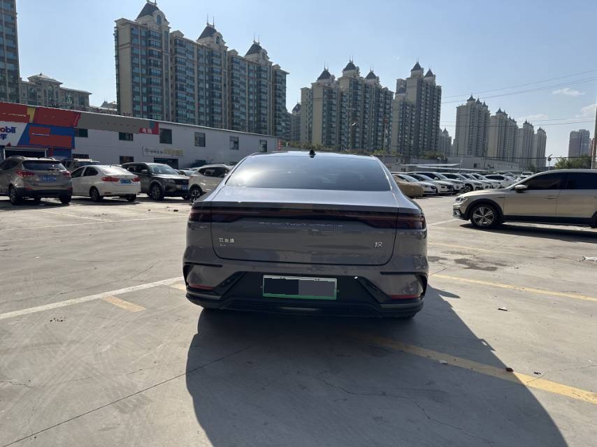 BYD Han 2025 car image #8