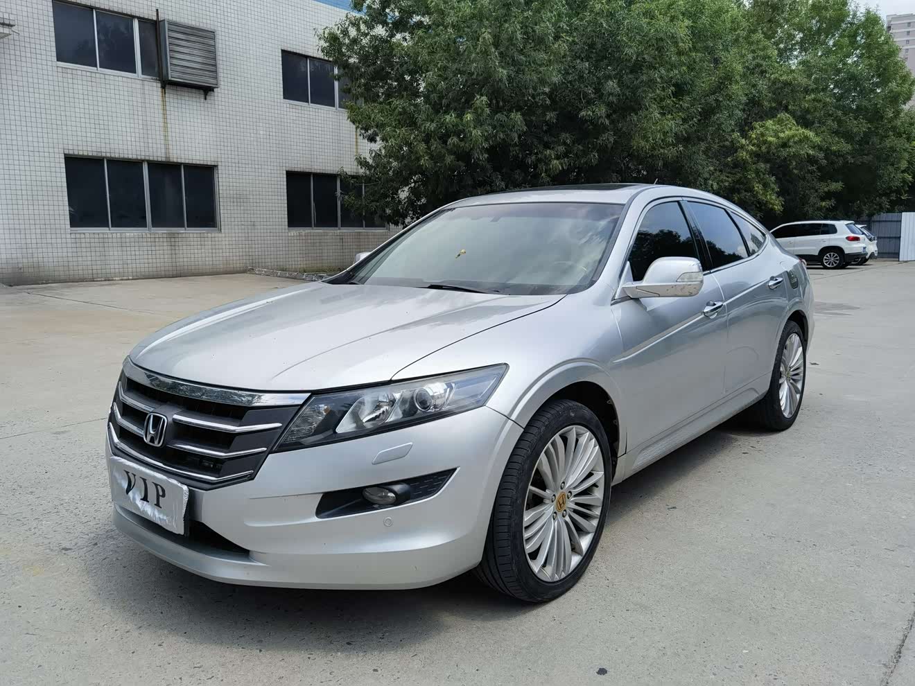 Honda CROSSTOUR 2010 car image 