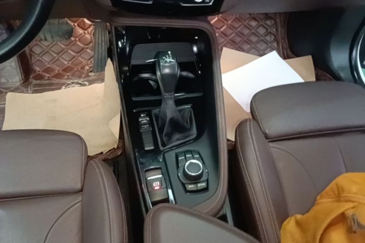 BMW X1 2018 car image #18