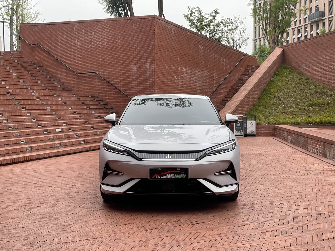 BYD SongL EV 2023 car image 
