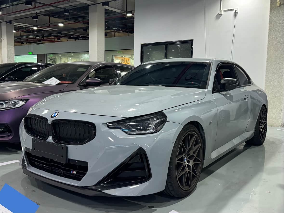 BMW M240i 2024 immagine di auto 