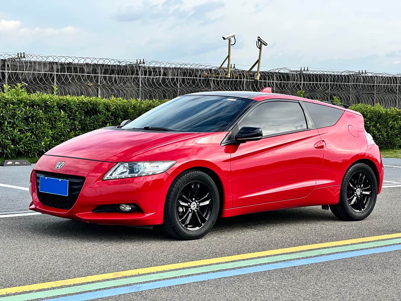 Honda CR-Z 2013 Honda CR-Z 2013 car image