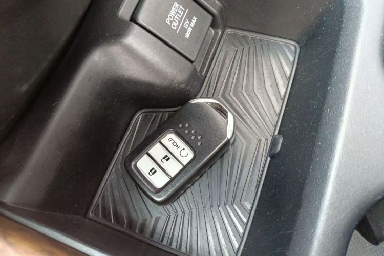 Honda CR-V 2018 #9 Honda CR-V 2018 car image #9