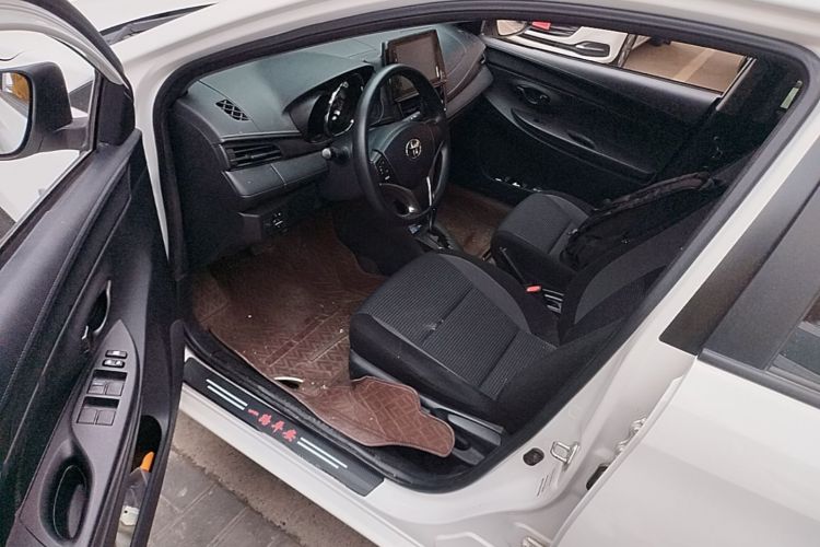 Toyota Vios 2022 imagen de coche #18