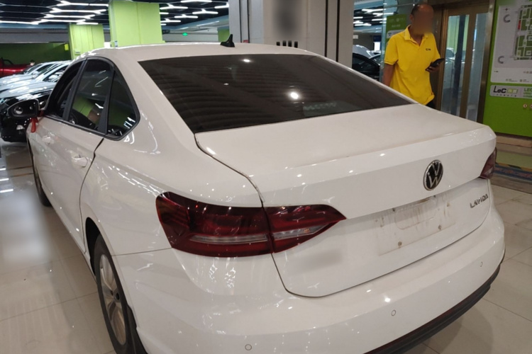 2023 immagine di auto #5