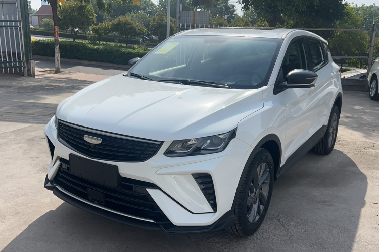 GEELY Coolray 2026 #2 GEELY Coolray 2026 car image #2