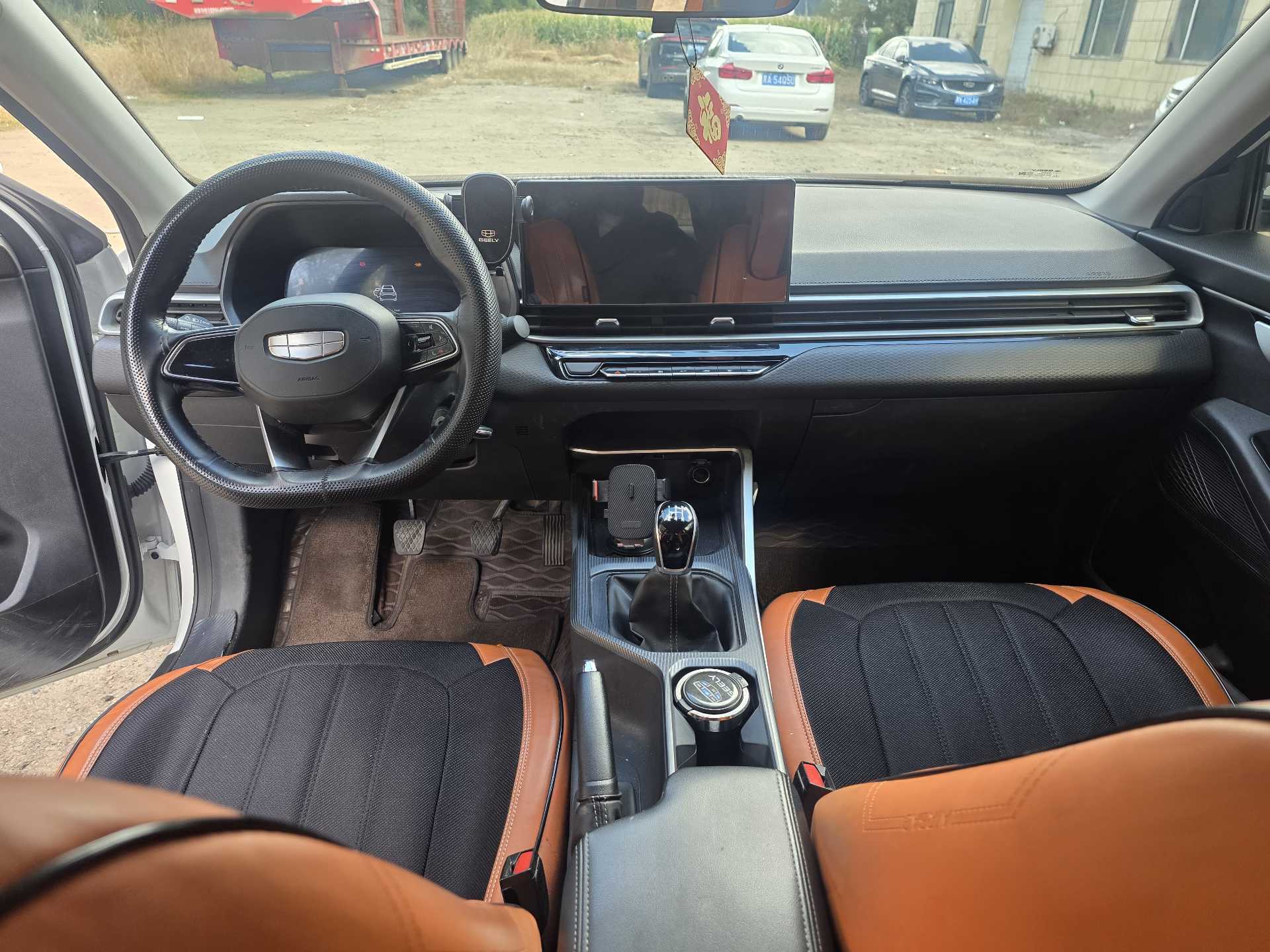 GEELY Emgrand 2024 car image #6