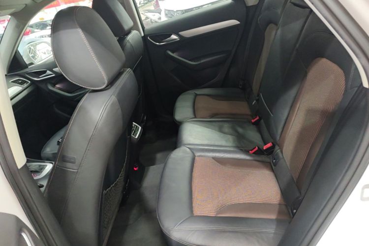 Audi Q3 2017 #13 Audi Q3 2017 car image #13