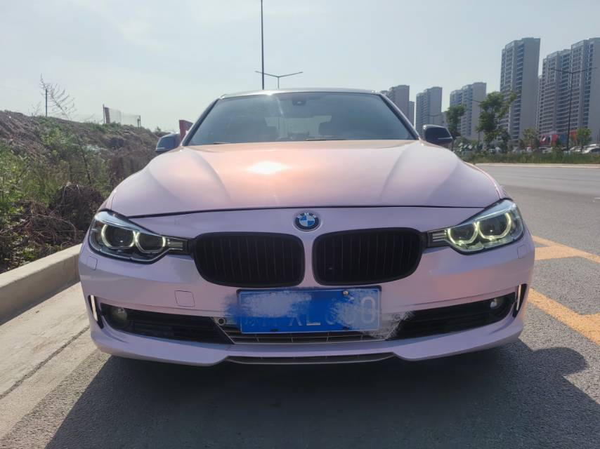 2014 car image #2