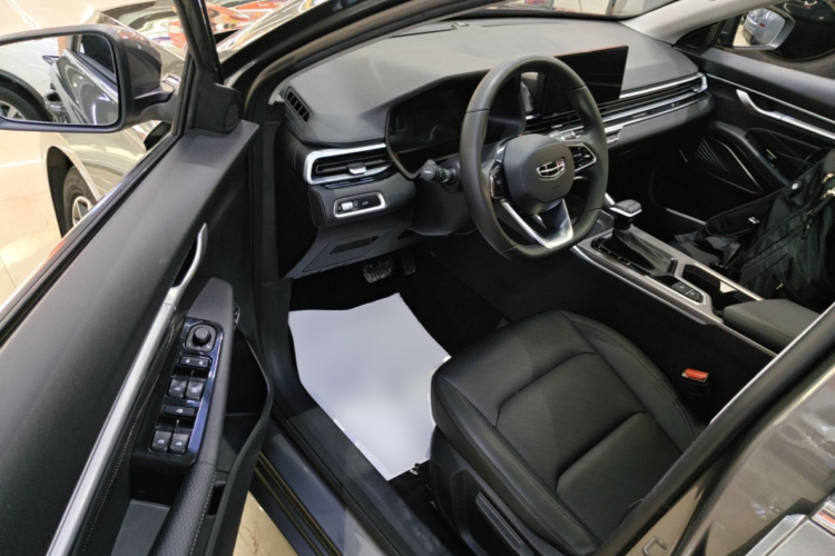 GEELY Emgrand 2022 #16 GEELY Emgrand 2022 car image #16