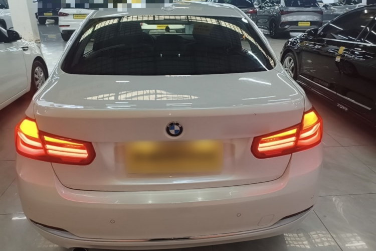 BMW 3 Series 2016 #6 BMW 3 Series 2016 car image #6
