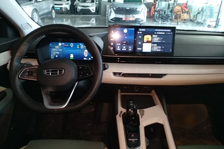 GEELY Emgrand L HiP 2022 #10 GEELY Emgrand L HiP 2022 car image #10