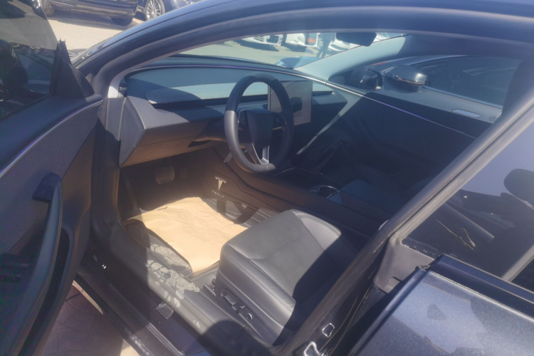 Tesla Model 3 2024 #16 Tesla Model 3 2024 car image #16