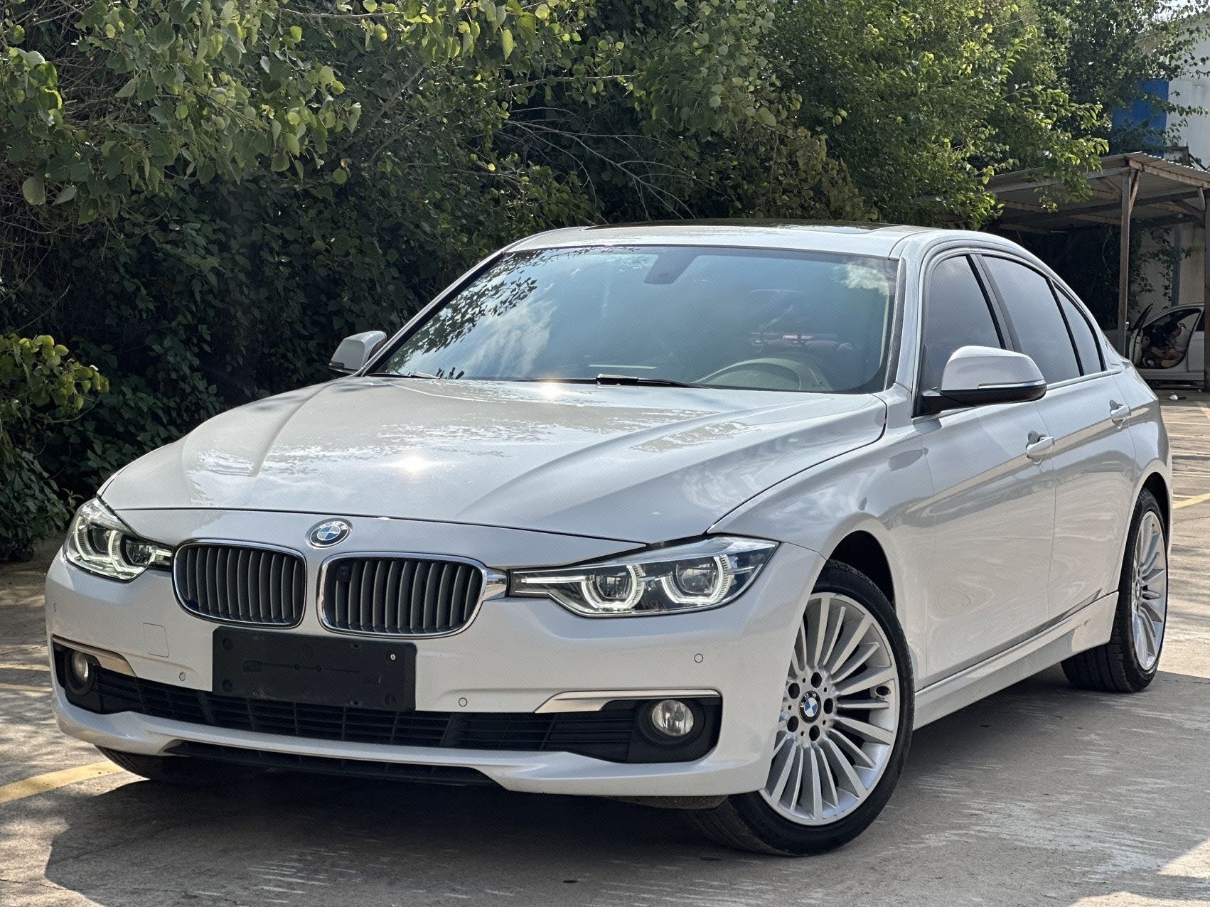 2018 2018 car image