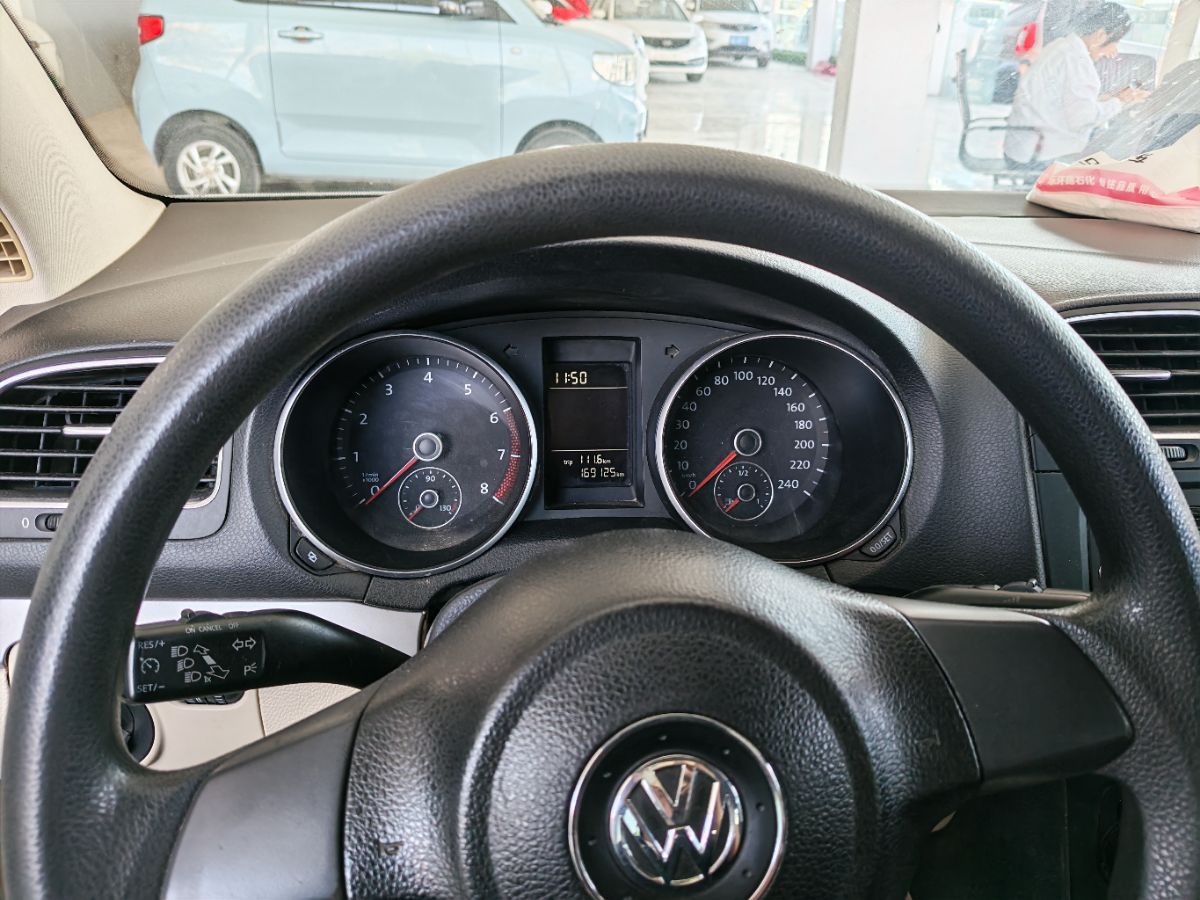 Volkswagen Golf 2012 #4 Volkswagen Golf 2012 car image #4