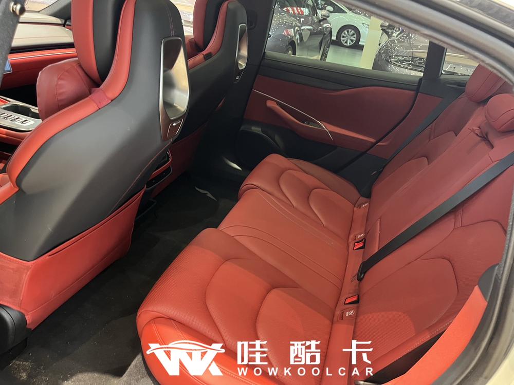 MI SU7 2025 car image #10