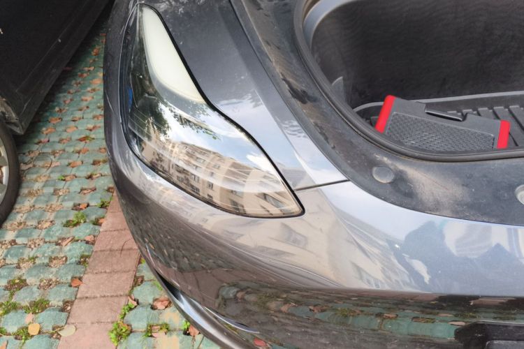 Tesla Model Y 2022 car image #8