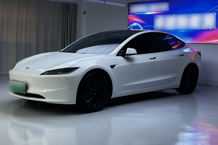 Tesla Model 3 2025 imagem de carro #2